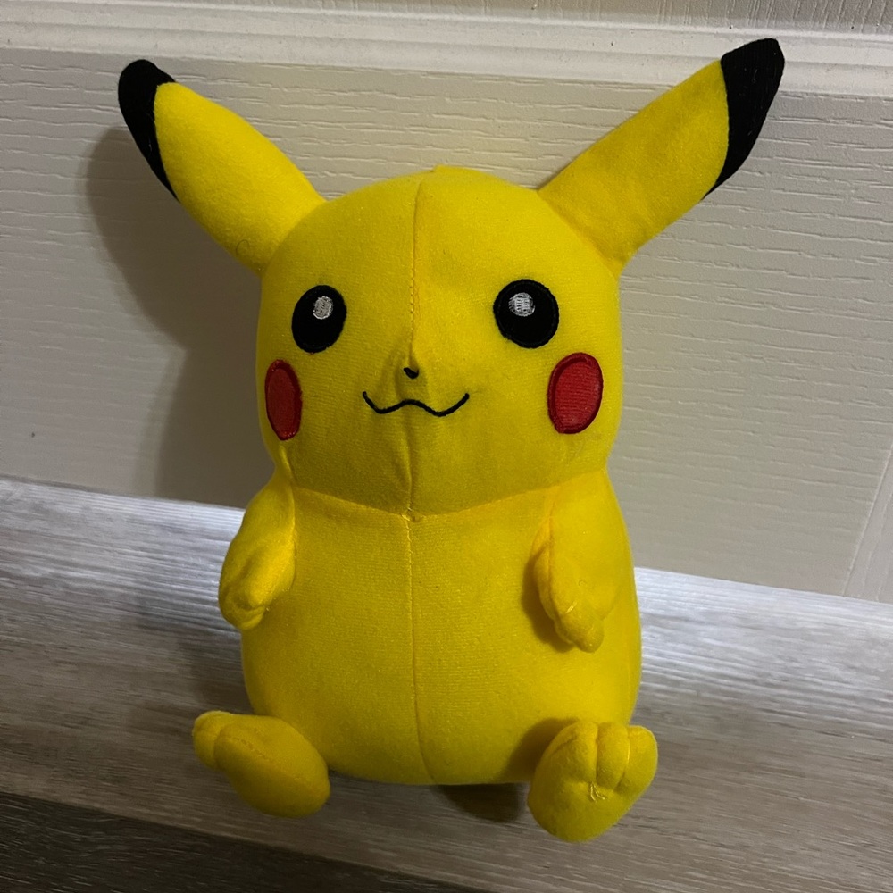 Pokemon Pikachu Plush